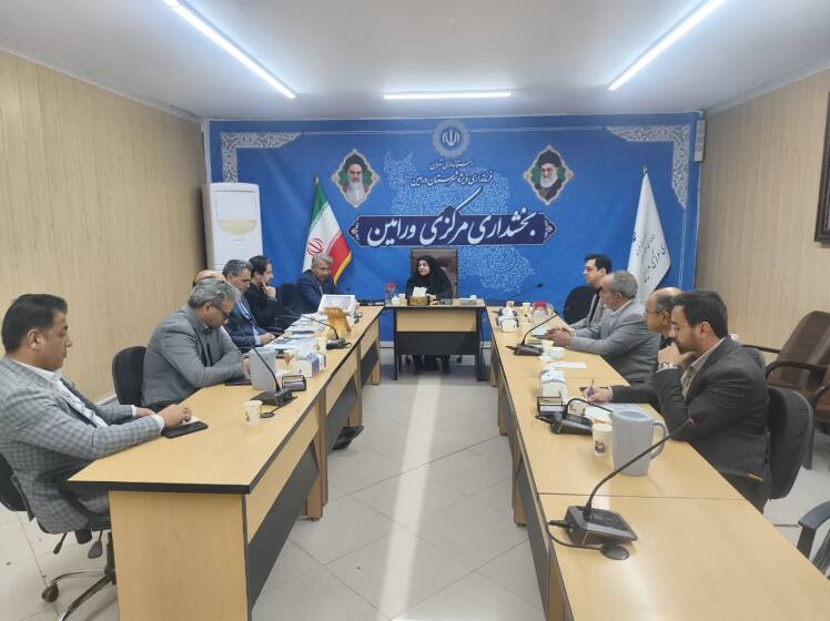 جلسه بررسی تحویل تاسیسات آبی روستای موسیآباد کاشانی برگزار شد