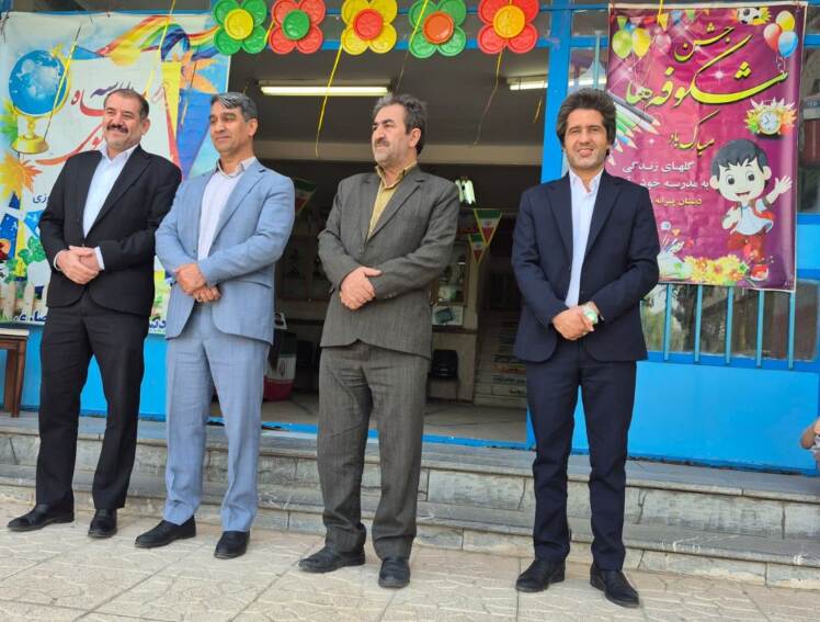 جشن شکوفهها در روستای ولی آباد با حضور بخشدار مرکزی شهرستان قرچک برگزار شد