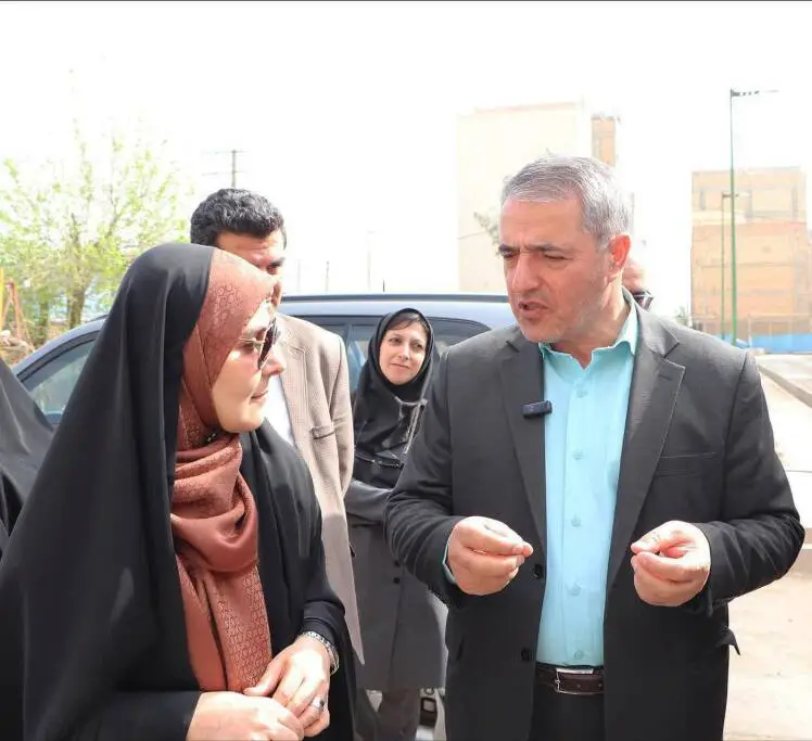 بازدید وزیر راه و شهرسازی از پروژه سبحان قرچک