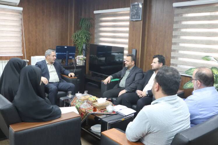 فرماندار قرچک بر جلوگیری از قاچاق و کنترل ورود و خروج دام در سطح شهرستان تأکید کرد