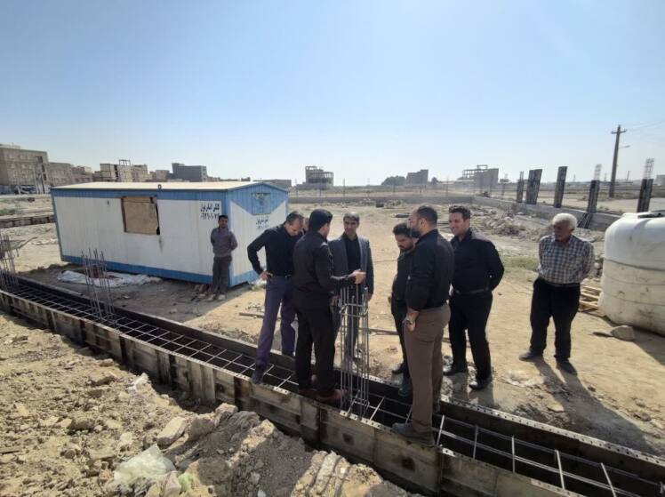 بازدید جمشیدی بخشدار مرکزی قرچک از روند ساخت ساختمان جدید دهیاری قشلاق جیتو