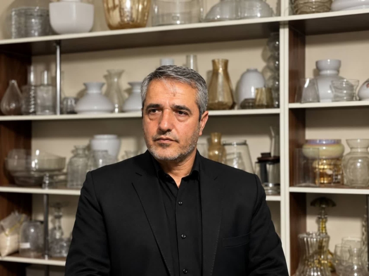 بررسی میدانی مسائل و مشکلات واحدهای تولیدی شیشه و بلور در شهرستان قرچک