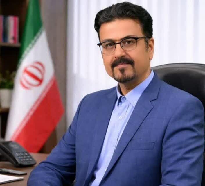 حجت وجدانی صاحب امتیاز و مدیر مسئول نشریه اطلاعیه بزرگداشت حکیم ابوالقاسم فردوسی را تبریک گفت