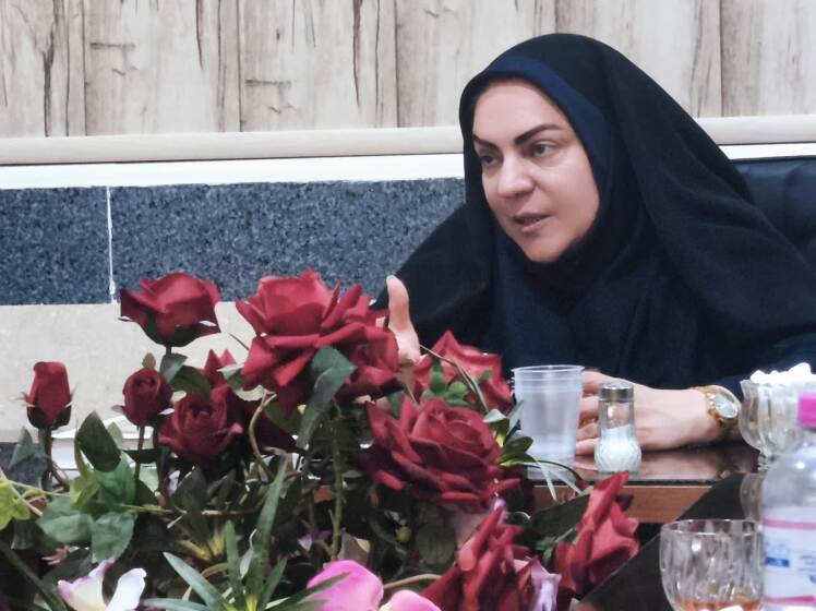 آغاز فعالیت خودروی پرس و حمل زباله در روستای جعفرآباد اخوان با حضور بخشدار مرکزی ورامین