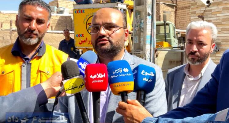 طرح مهتاب در قالب تبدیل انشعابات غیرمجاز برق به قانونی در ورامین آغاز شد
